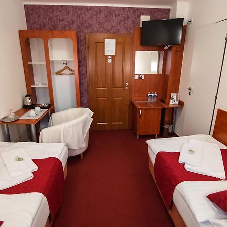 Hotel U Kaple Дечин Экстерьер фото